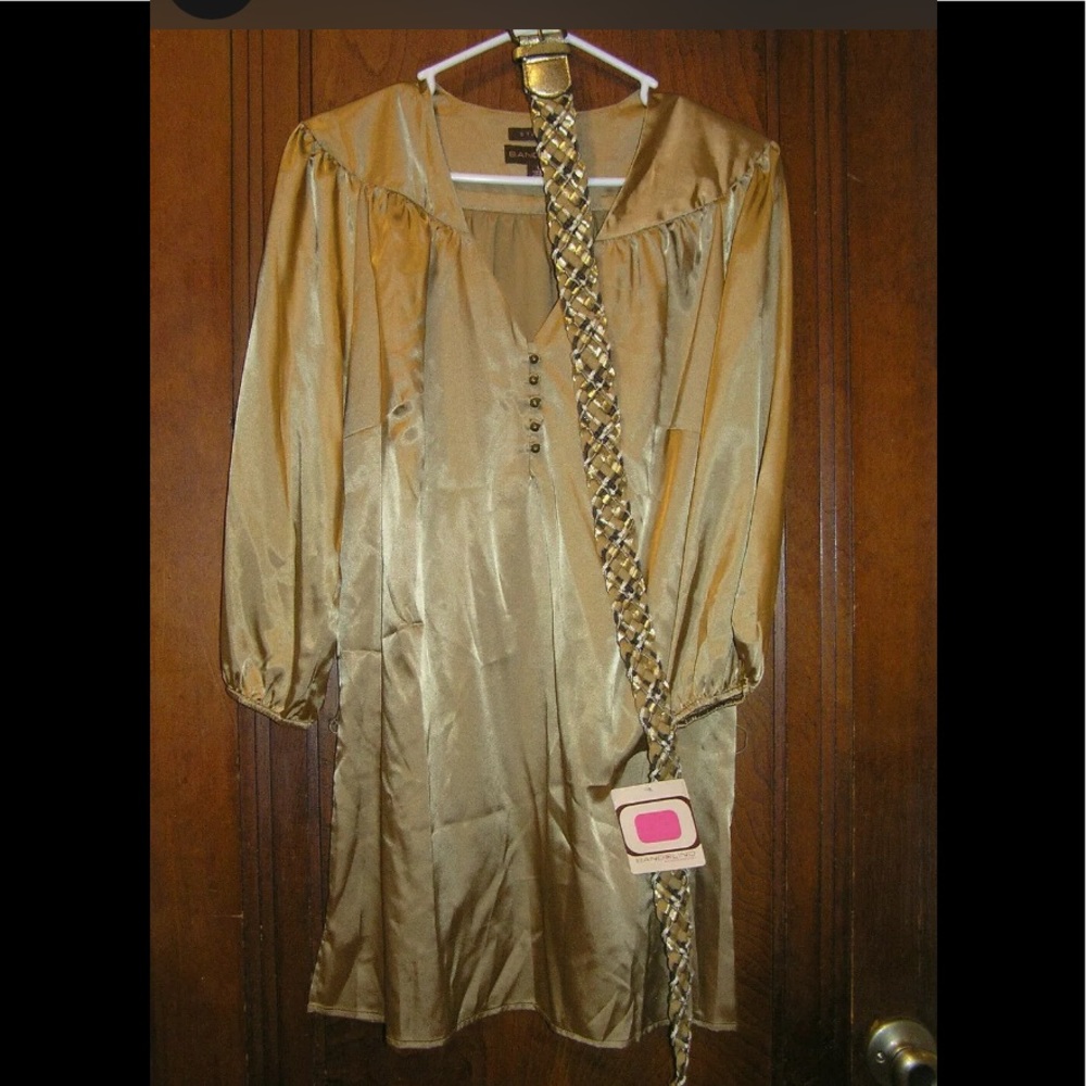 NWT $50 Bandolino Bronze Gold V neck long sleeve mini dress Sz 12 belt included